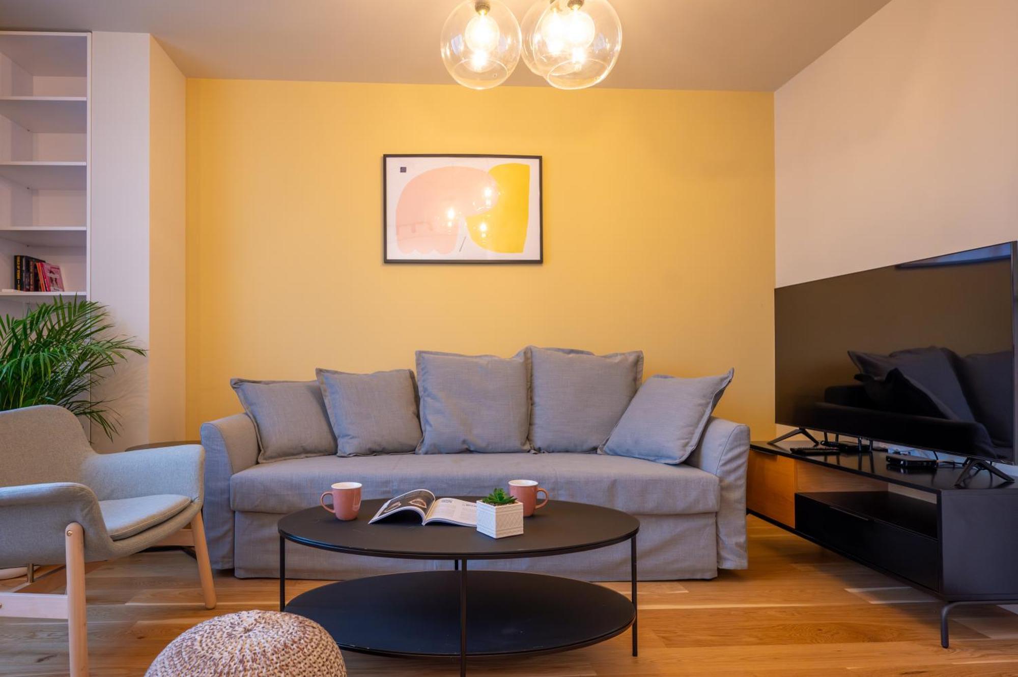 Design 1Bdr Apartment Near City Center Sofia Exterior foto